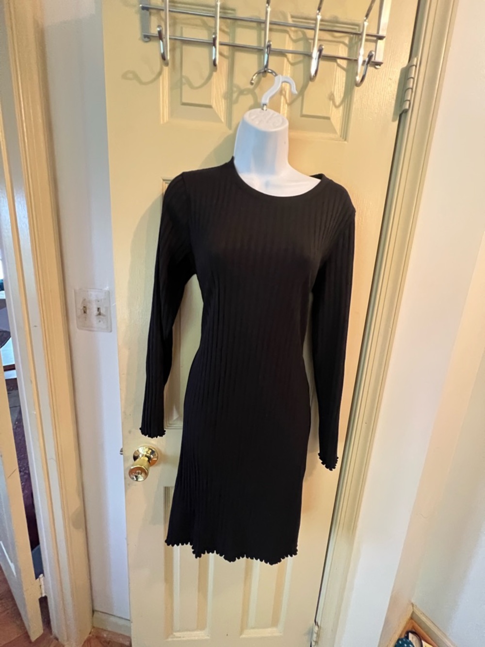 Abercrombie & Fitch Black Ribbed Long-Sleeve Knit Dress